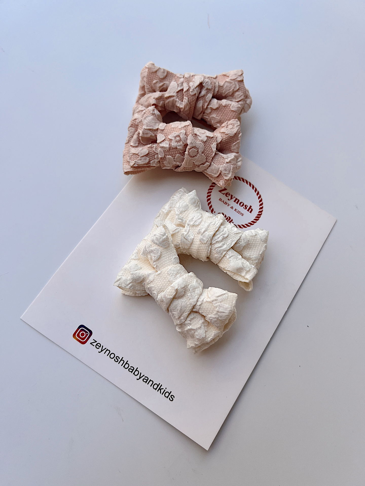 Kendinden desenli fiyonk klips toka. (çift)