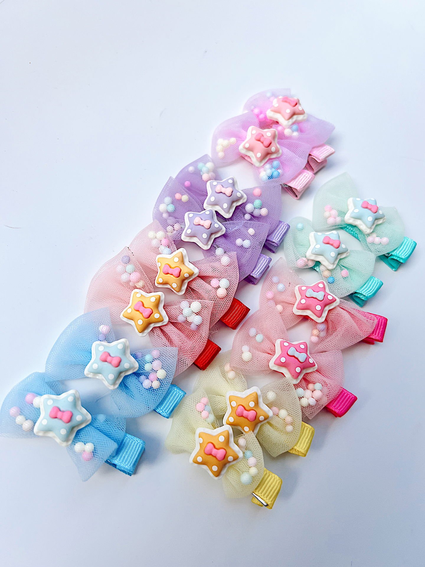 Yıldızlı tül fiyonk klips toka. (çift)